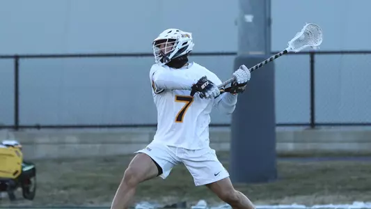 Alec Tulio