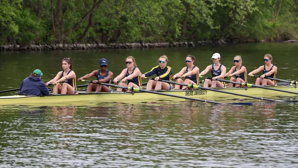 Dad Vail Varsity 8.