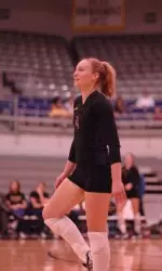 Sophomore Outside Hitter Kelley Wernert