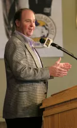 Head Coach Skip Holtz