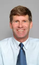 Head Coach Tom Morris