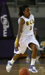 Jasmine Young tallies first career double-double in the win