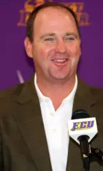 Head Coach Skip Holtz