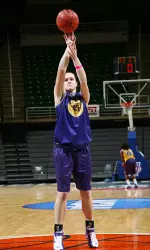 Senior Gabriela Husarova netted seven points and pulled down seven rebounds Saturday.