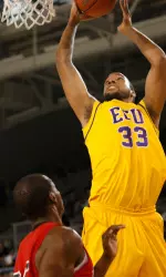 Chad Wynn led all scorers in the contest.