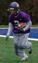 Running back Brandon Jackson carries the ball at Thursday's practice.