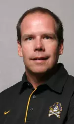 Head Coach Shawn Heinchon