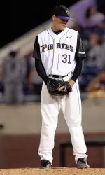 Sophomore reliever Seth Simmons