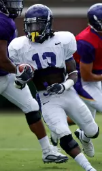 Junior Travis Simmons