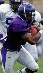 Senior Dominique Lindsay