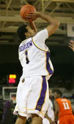 Darrius Morrow had 20 points and 13 rebounds.