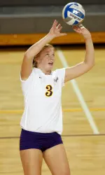 Setter Kasey Kavanaugh handed out 13 assists against Tulsa Sunday