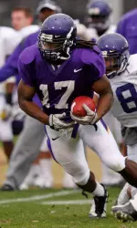 Dwayne Harris and the Pirates will scrimmage for the first time this spring Saturday.
