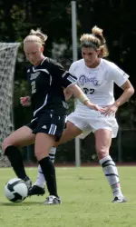 Senior Amanda Broz