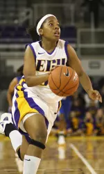 Shala Hodges tied for the team high with nine points Sunday at UNC Wilmington.