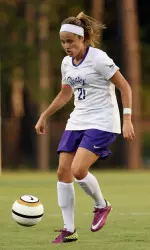 Junior Rachel Wechsler