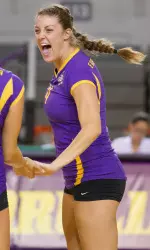 Senior Middle Hitter Kelly Derby