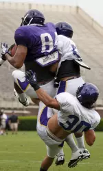 IWR/TE Justin Jones