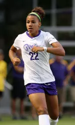 Sophomore Lexi Miller