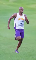 Senior Antonio Palmer