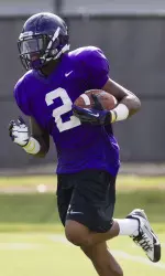 Junior inside reciever Justin Hardy