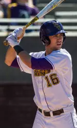 Senior Zach Houchins