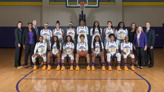 2017-18 ECU Women's Basketball Team Photo