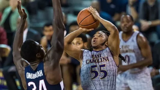 ECU vs. Connecticut '18