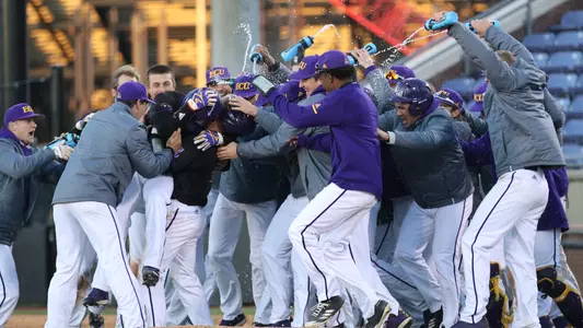 Henrickson WalkOff Elon 2018