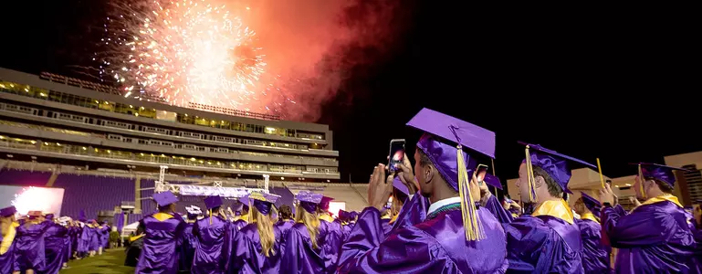 2019 spring commencement