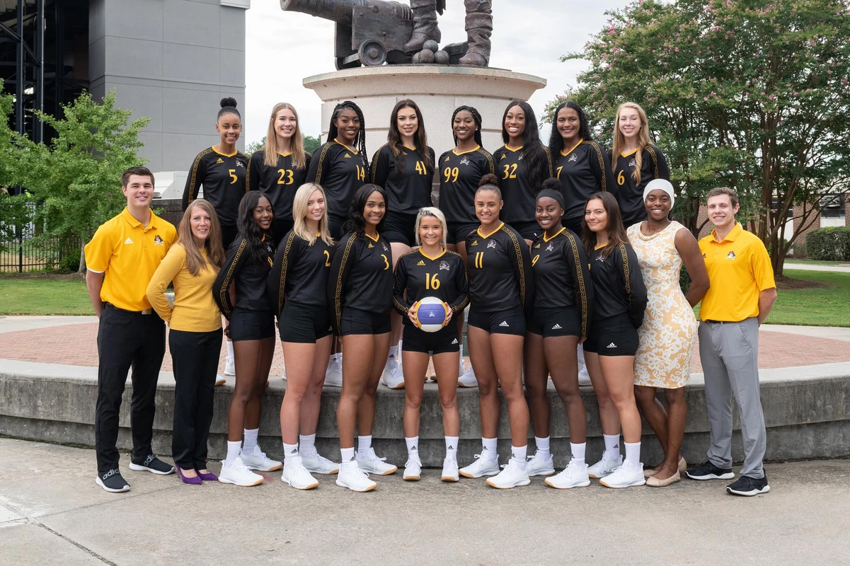 2019 Volleyball Team