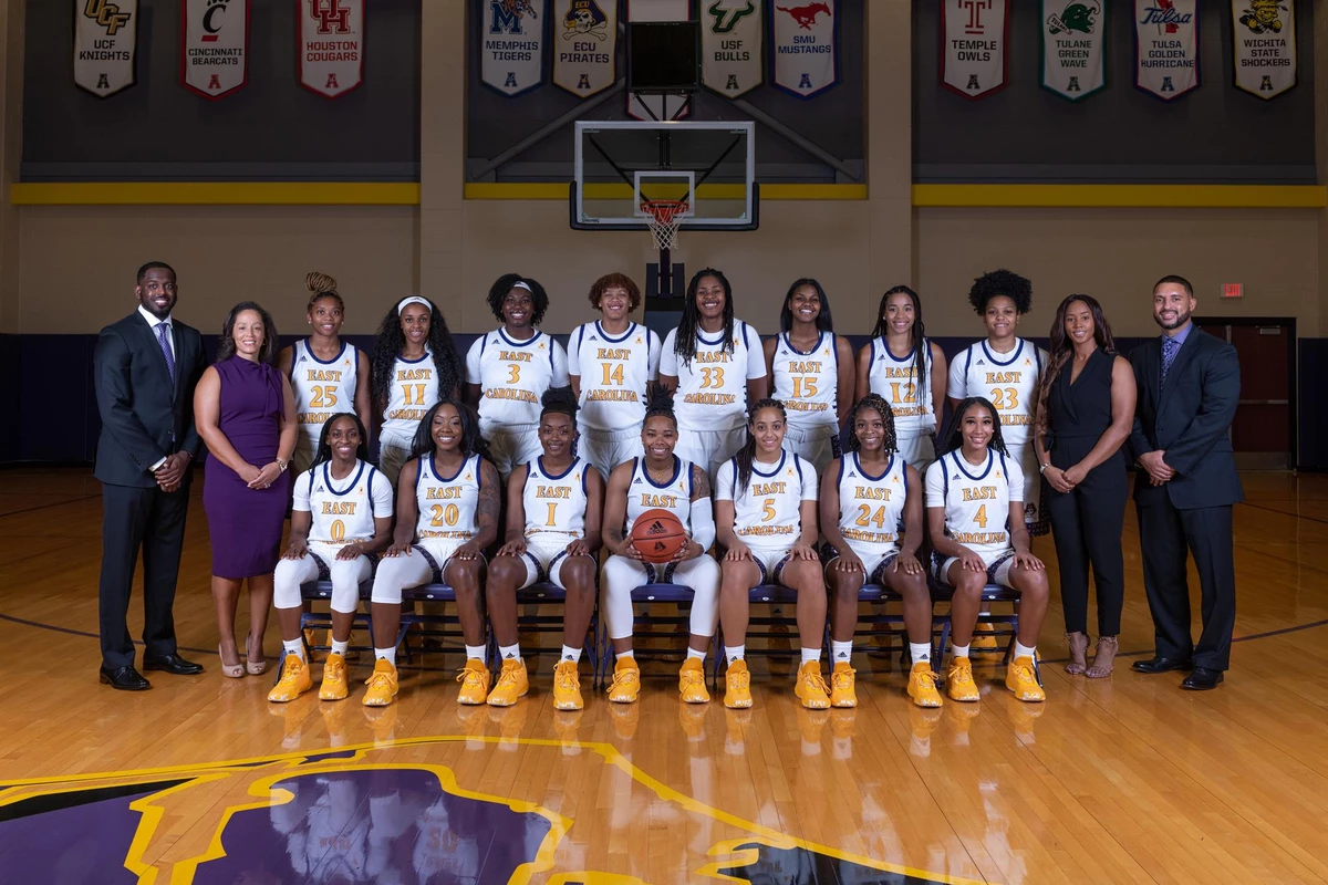 2020-21 WBB Team
