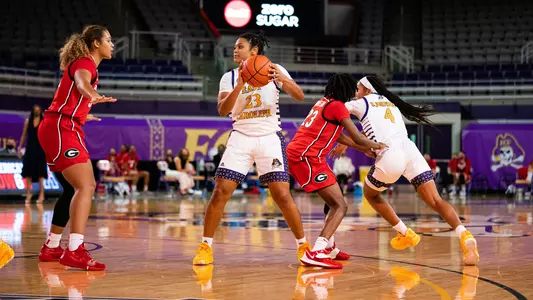 Dominique Claytor