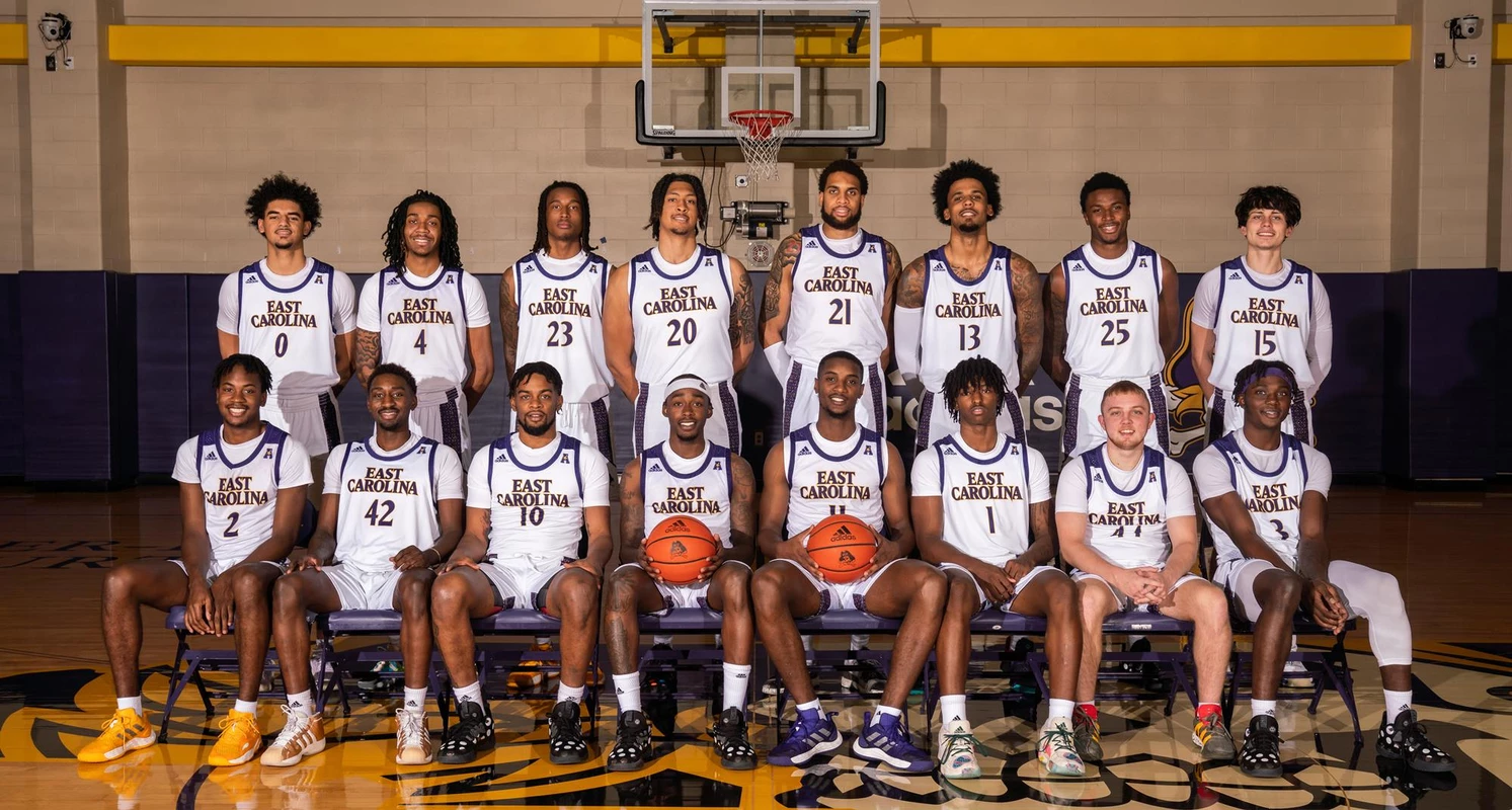 2021-22 MBB Team