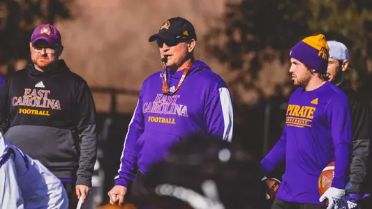 Coach Houston Spring 2023