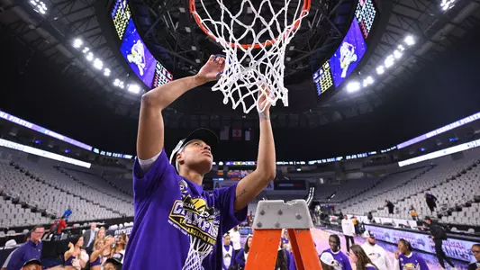 Danae McNeal cutting net