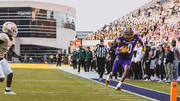 Mike Wright Jr. Charlotte 2025