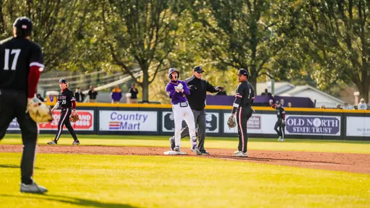 Walker Barron on Base