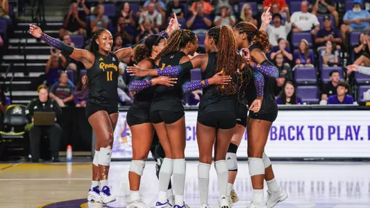 Volleyball v. B-CU