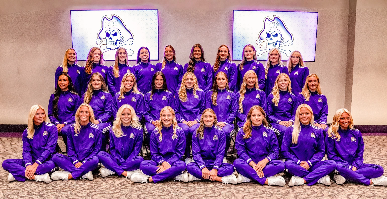 Swim and Dive Team Photo
