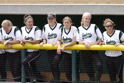 Softball Spilts Day 1 at Mercer Classic Image