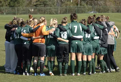 Eagles Soar in Second Half for 4-0 Shutout Image