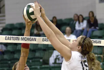 Piccolini Earns MAC West Honor Image