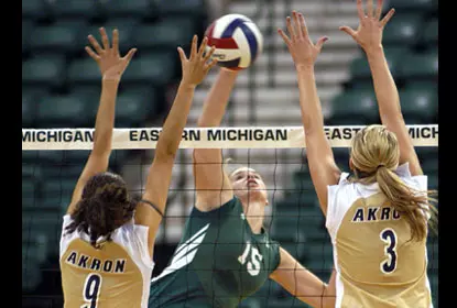 Volleyball Swept by #21 Ohio Image