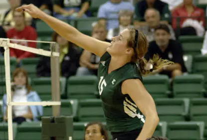 Volleyballs Drops a Heartbreaker to Western Michigan Image