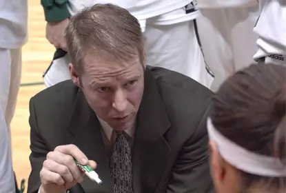 Women’s Basketball Rallies for a 69-64 Victory at Kent State Image