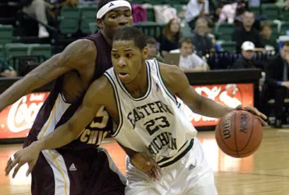 Men’s Hoops Falls to In-State Rival Central Michigan, 74-68 Image