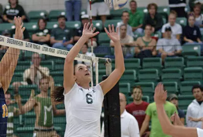 Kate Sulewski Named MAC Scholar Athlete of the Week Image