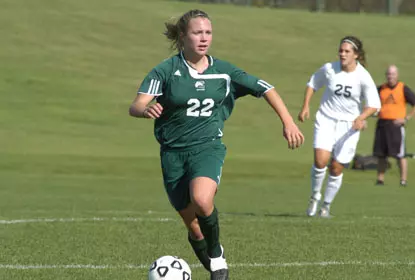 Eagles Host Chips in Regular Season Finale Image