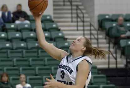 Women’s Basketball Wins at Detroit Image